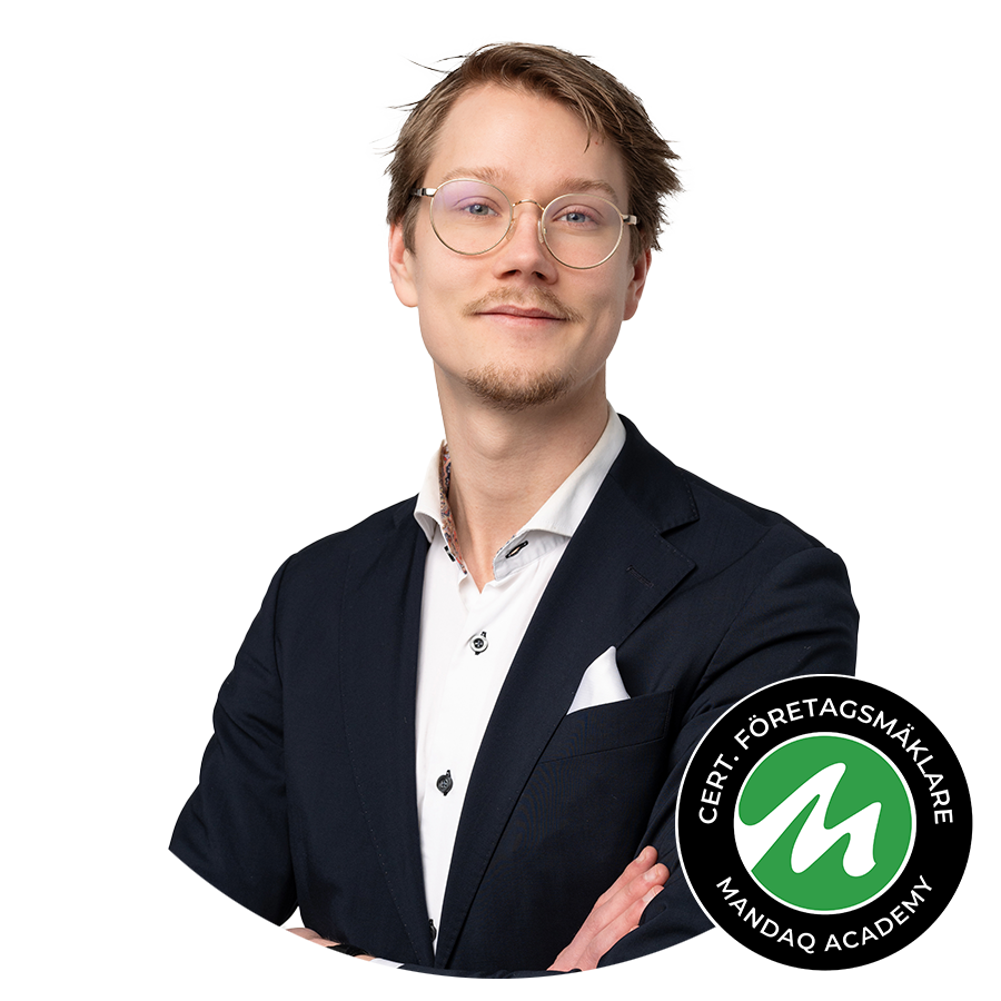 Porträtt av Emil Bernhardsson, cert. företagsmäklare på Mandaq